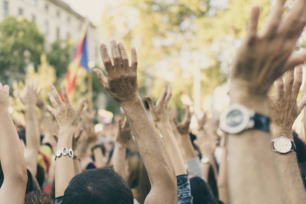 7 Real-World Examples of Grassroots Activism That Actually Moved the Needle (and What Online Educators Can Steal)