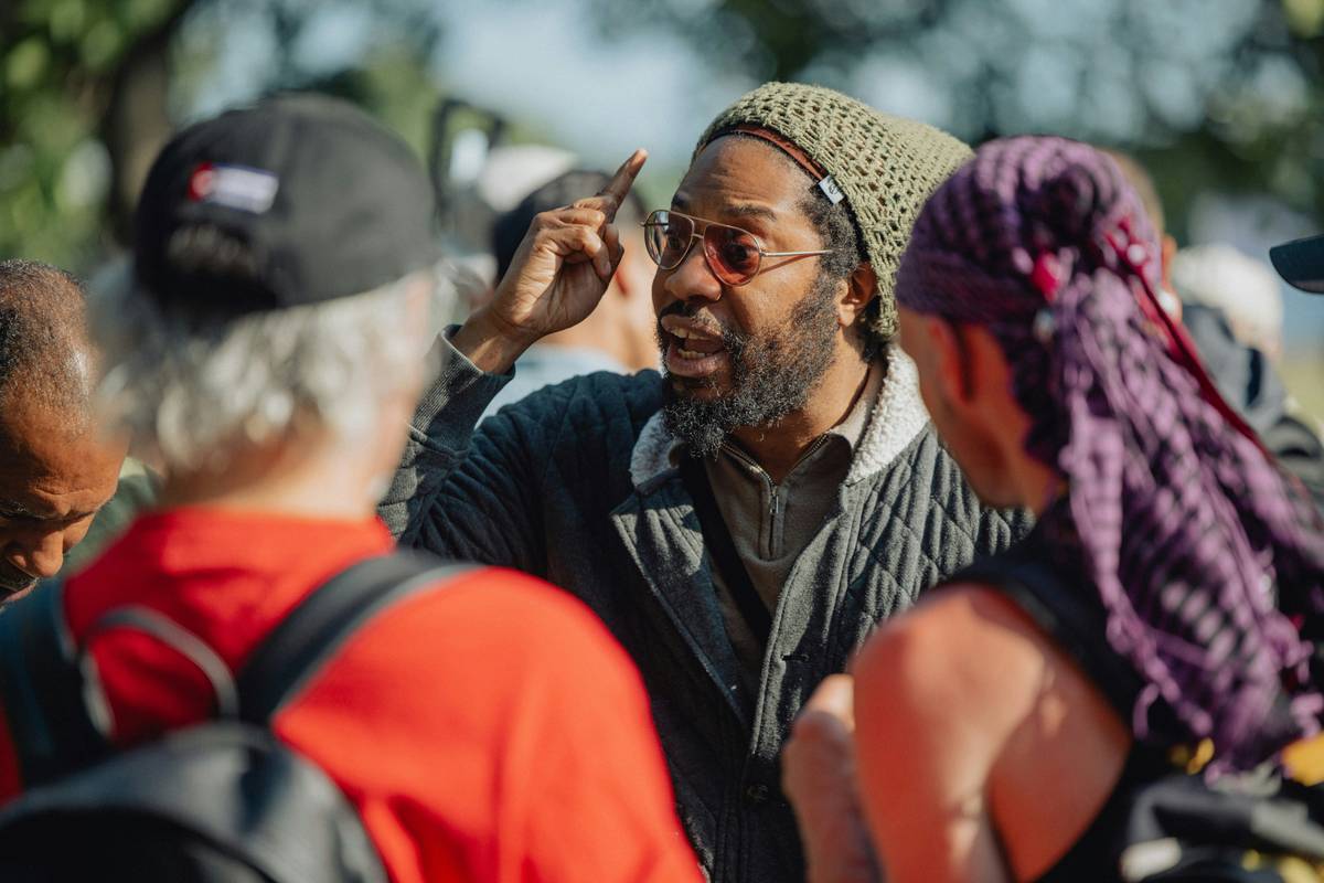community organizing training programs featuring diverse group in virtual workshop